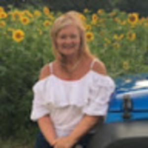 Meet your Posher, Regina